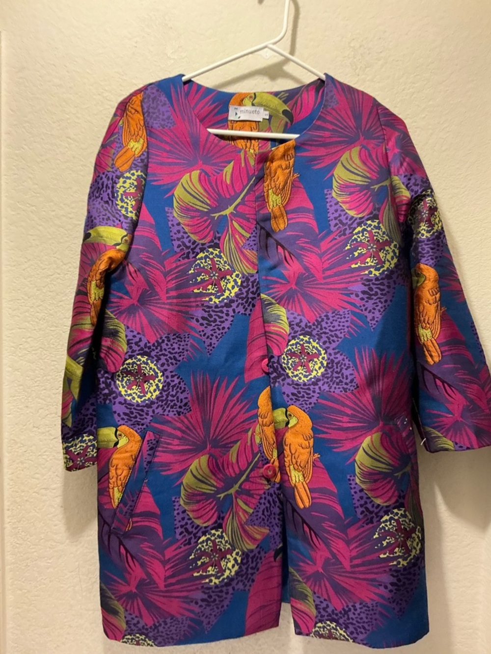 Minueto Vibrant Tropical Print Fabric Top in Purple & Pink oversized size S